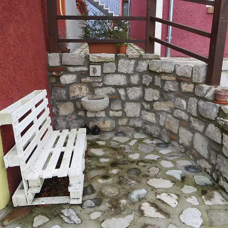 Borgo Lamurese Bed & Breakfast 3*